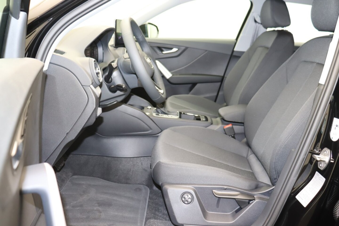 Bild über Audi Q2 35 TFSI S tronic - für weitere Informationen kontaktieren Sie den Audi Partner