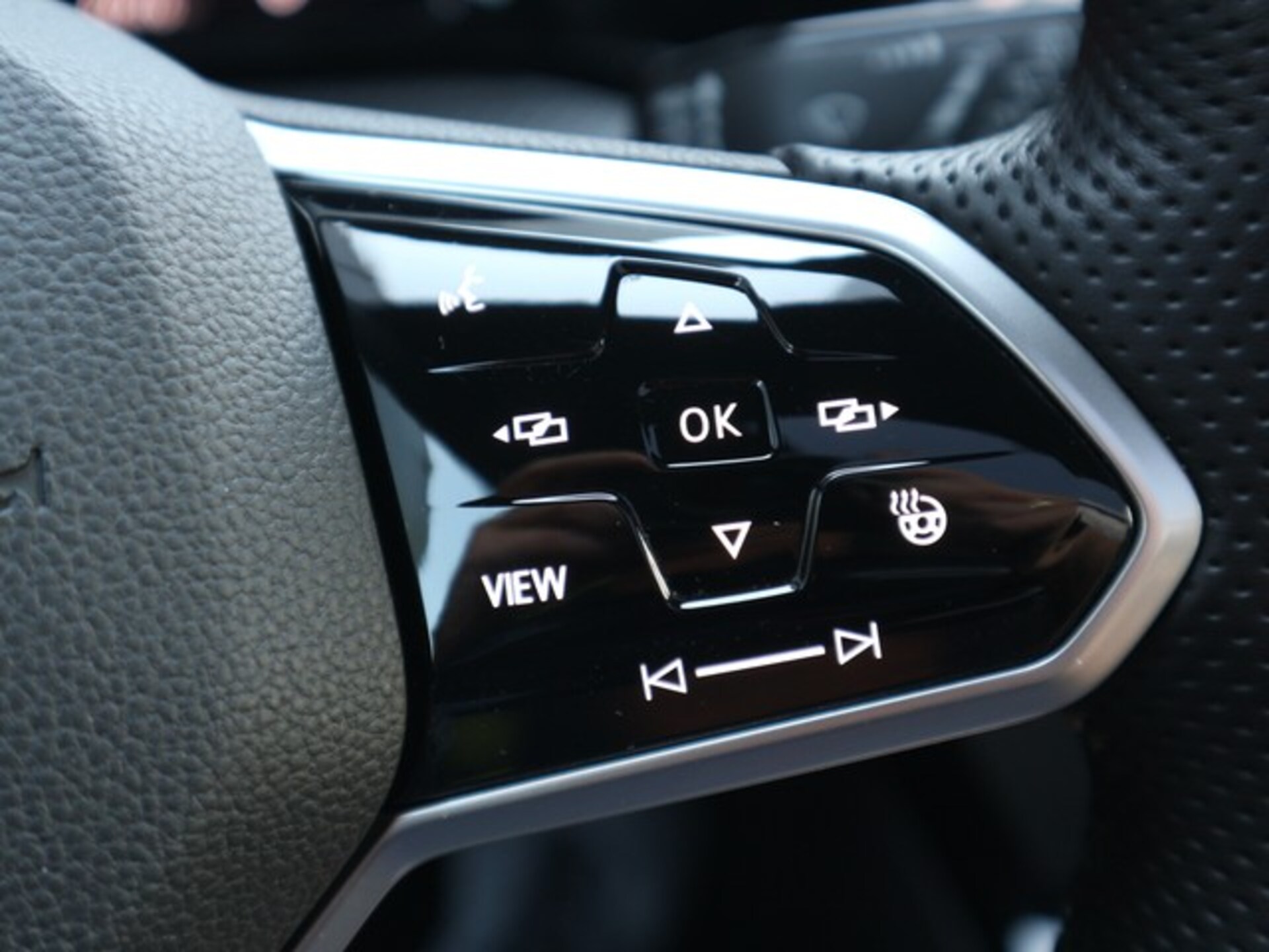 Volkswagen Golf Variant R-Line
