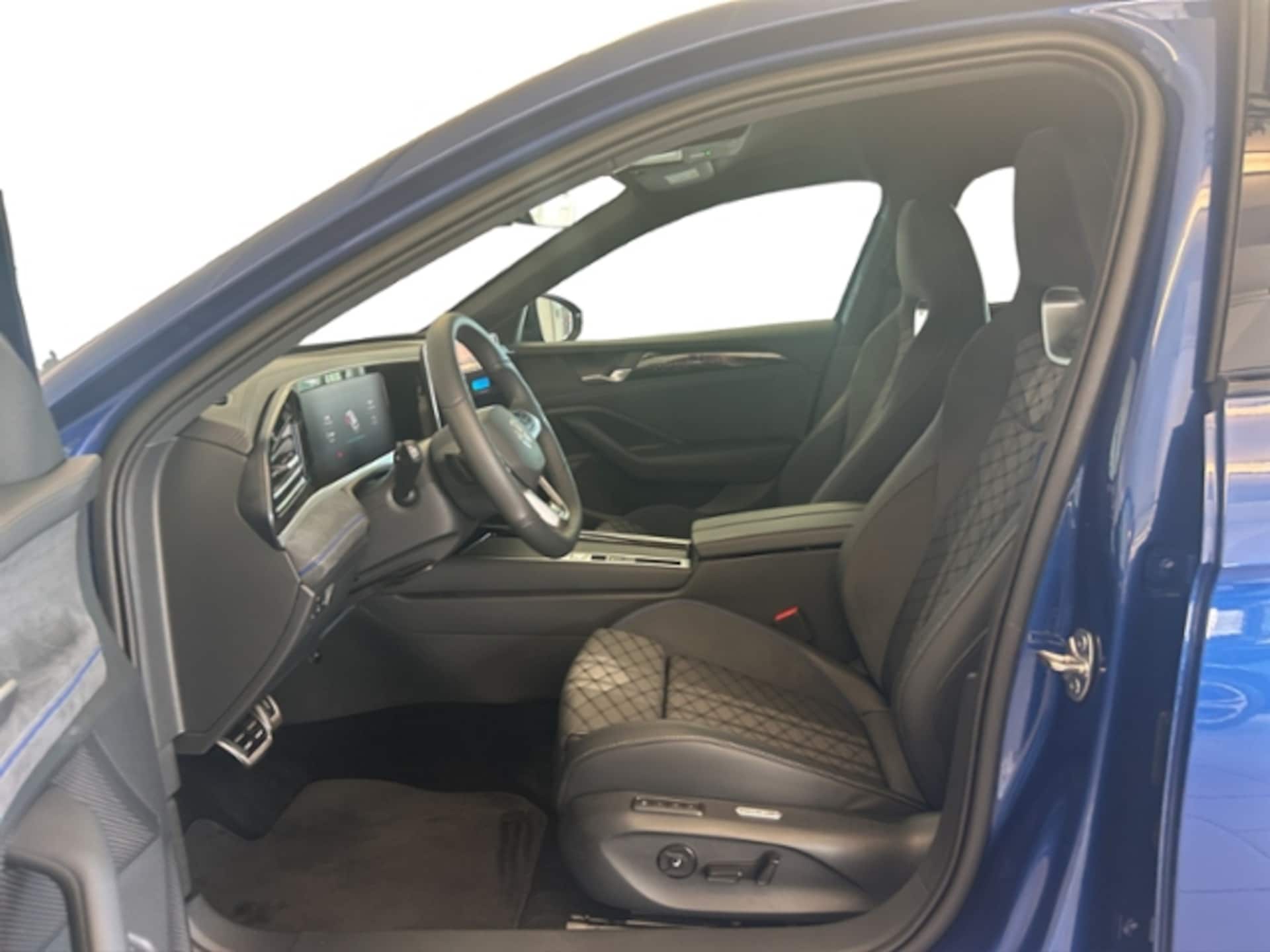 Volkswagen Passat R-Line