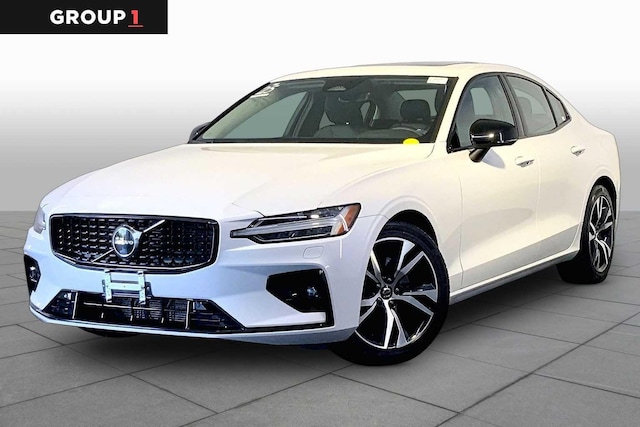 Photo of 2025 Volvo S60