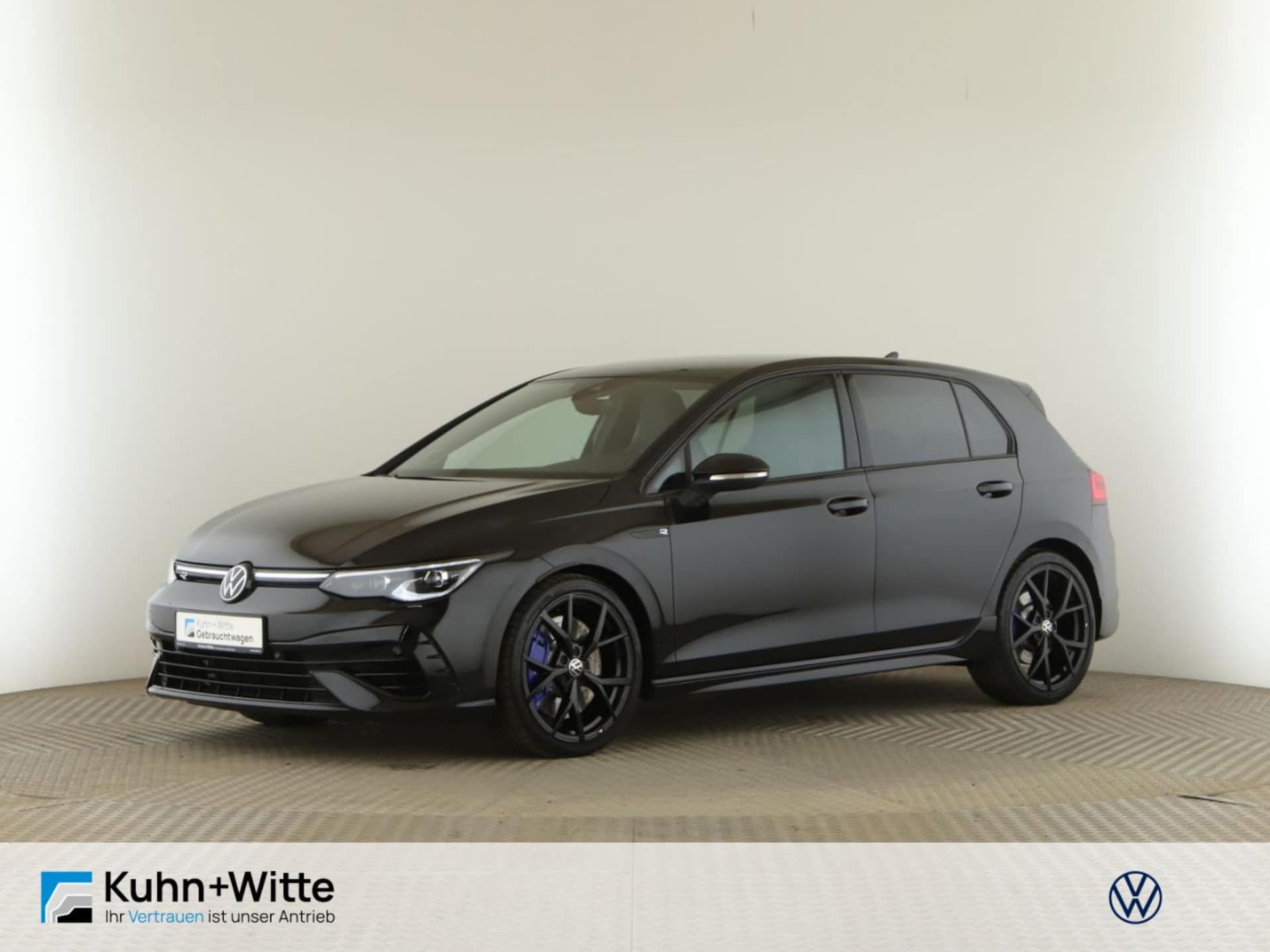 Volkswagen Golf — Volkswagen Golf Golf VIII 2.0 TSI R 4M Matrix+RFK+H-K+Navi+AppleCar