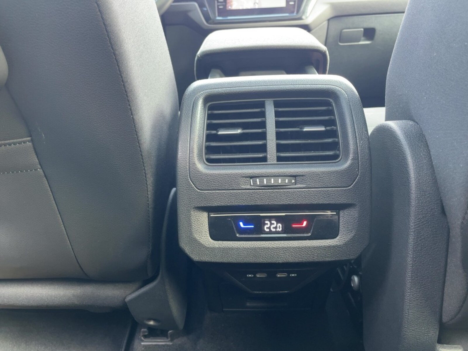 Volkswagen Touran – Bild 22