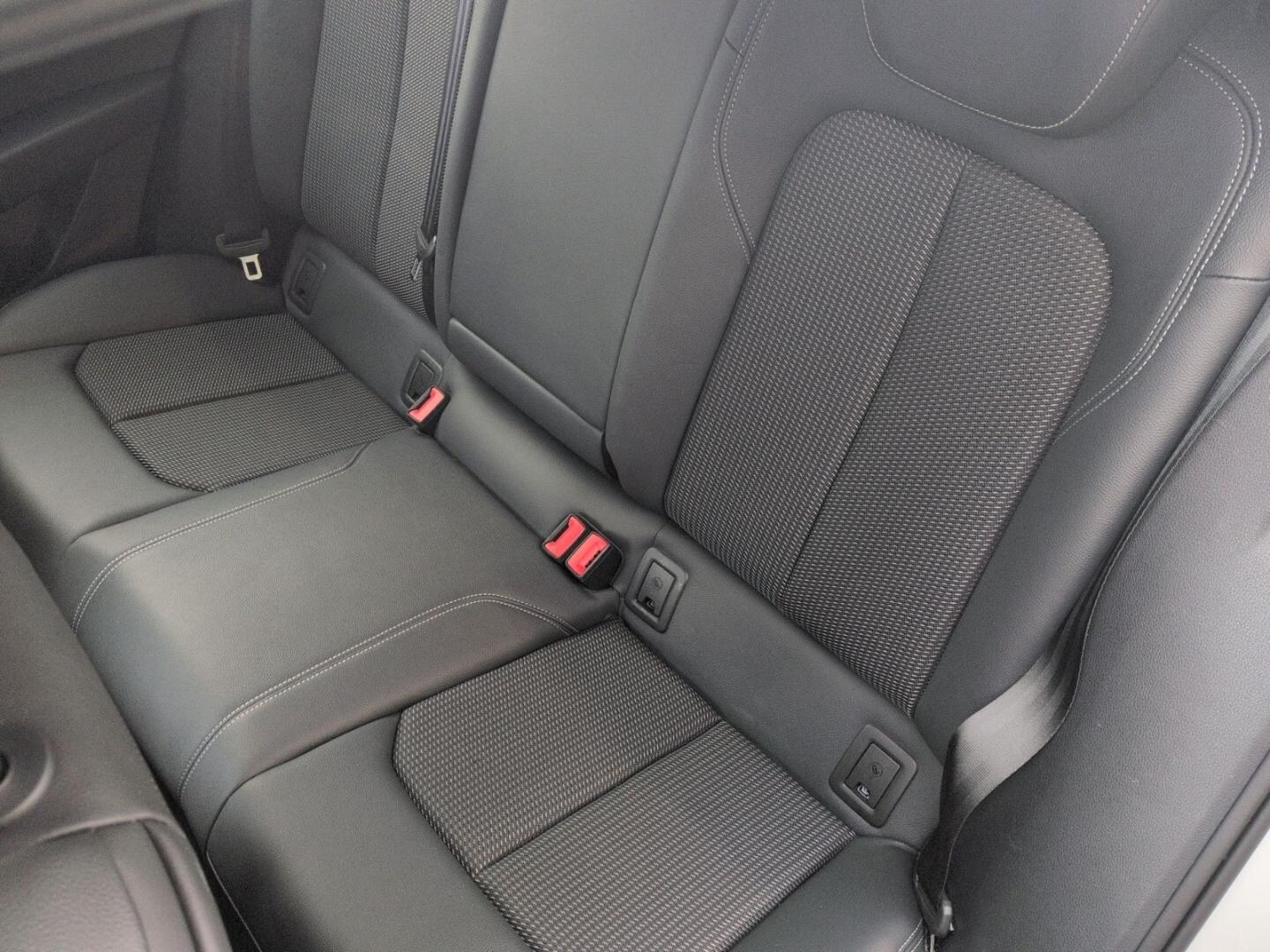 Bild über Audi Q2 advanced 35 TFSI S tronic - für weitere Informationen kontaktieren Sie den Audi Partner