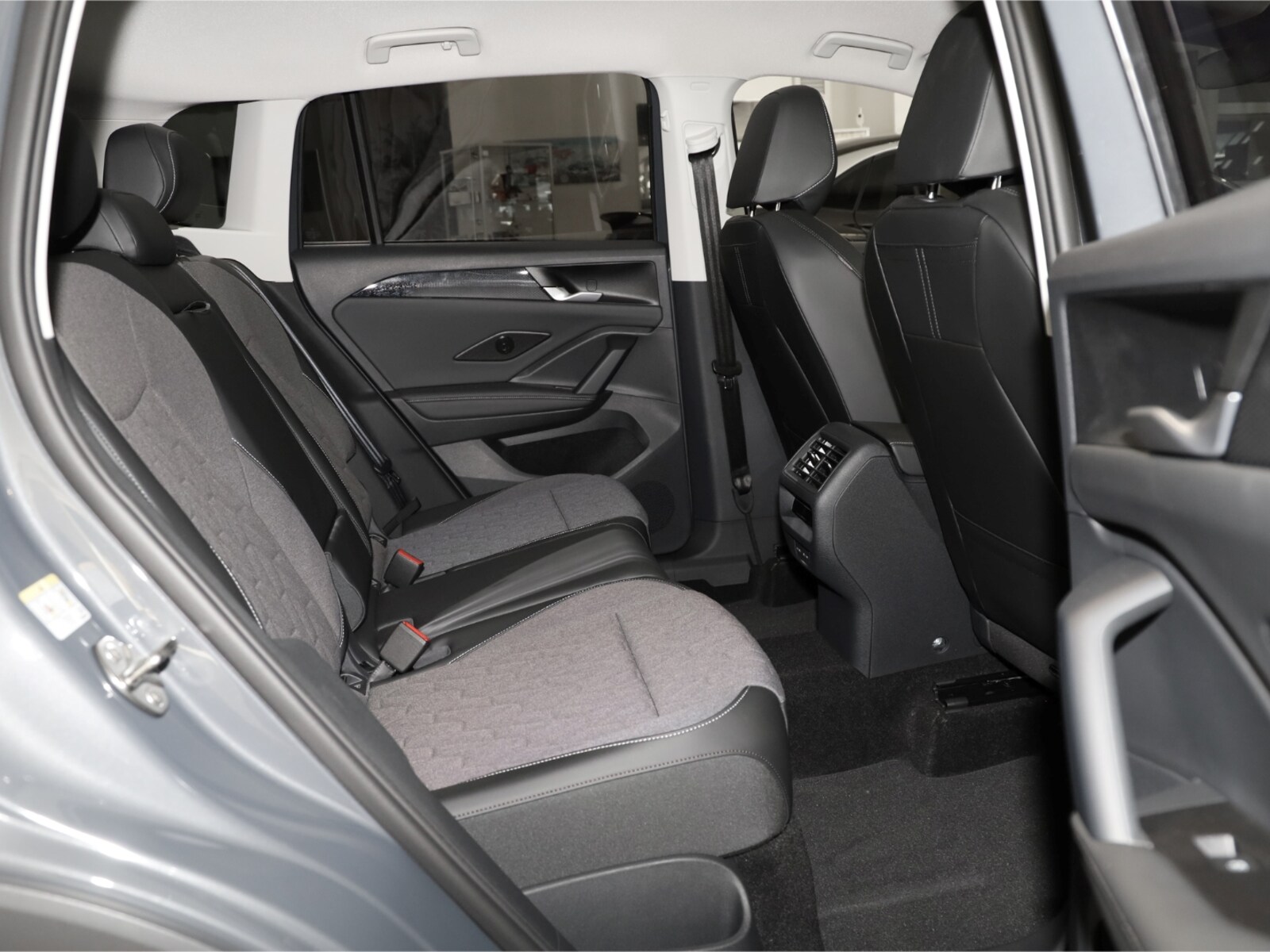 Volkswagen Tiguan – Bild 4
