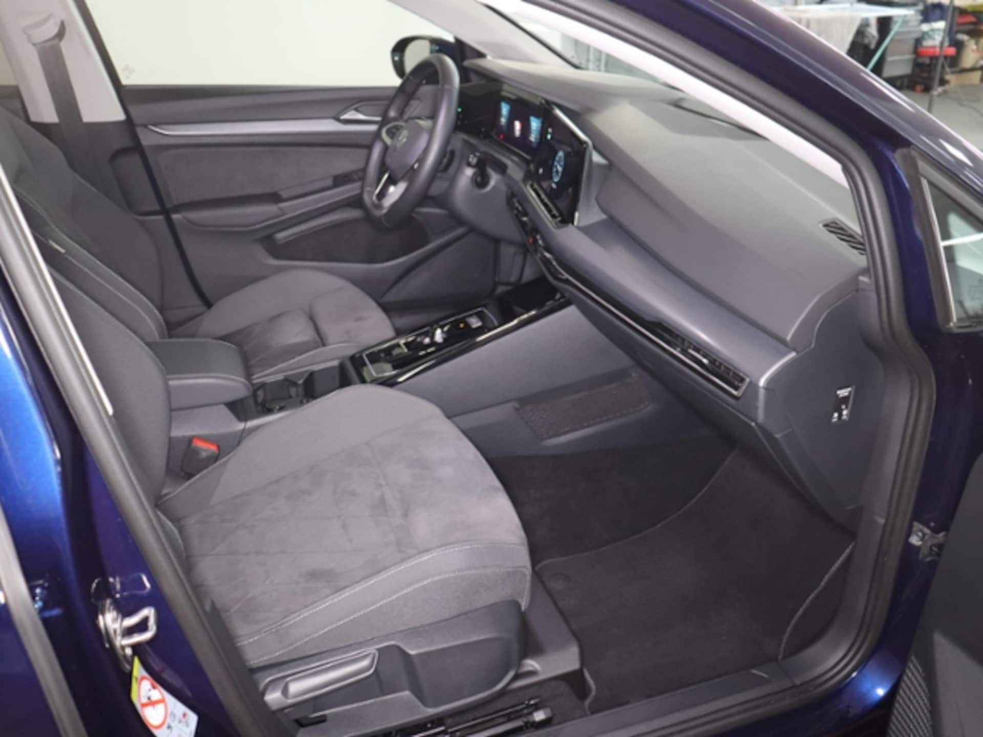 Volkswagen Golf Style