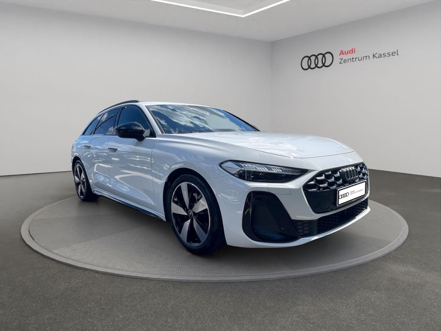 Bild über Audi A5 Avant TFSI S tronic - für weitere Informationen kontaktieren Sie den Audi Partner