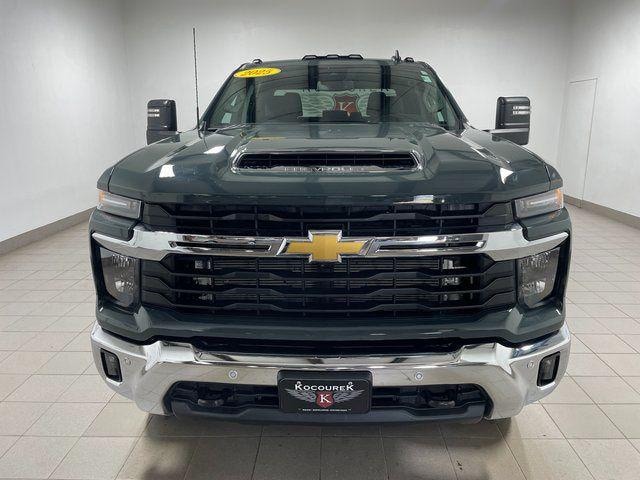 2025 Chevrolet Silverado