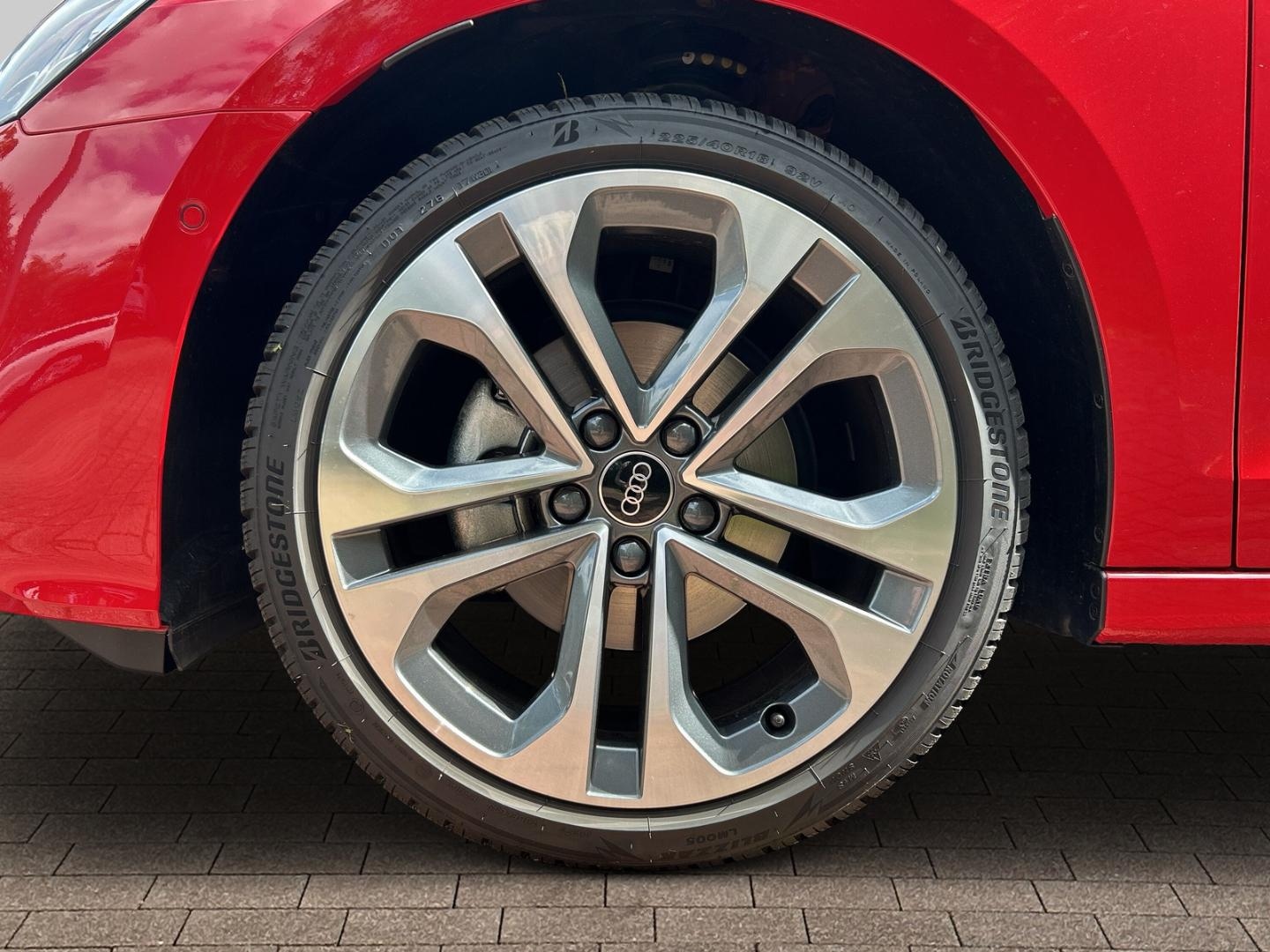 Bild über Audi A3 Sportback advanced 30 TFSI S tronic - für weitere Informationen kontaktieren Sie den Audi Partner