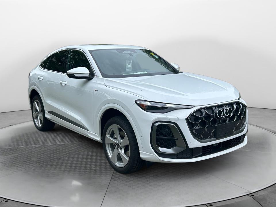 2026 Audi Q5 Sportback Premium Plus quattro's photo