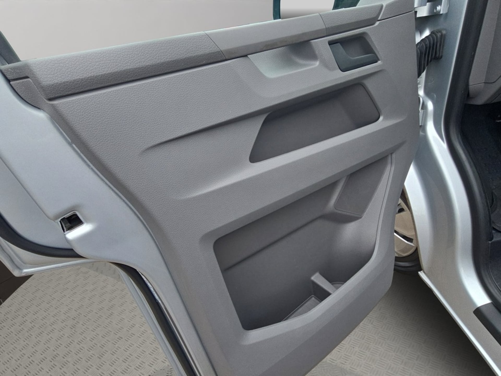 Volkswagen T6.1 Caravelle kurzer Radstand Trendline