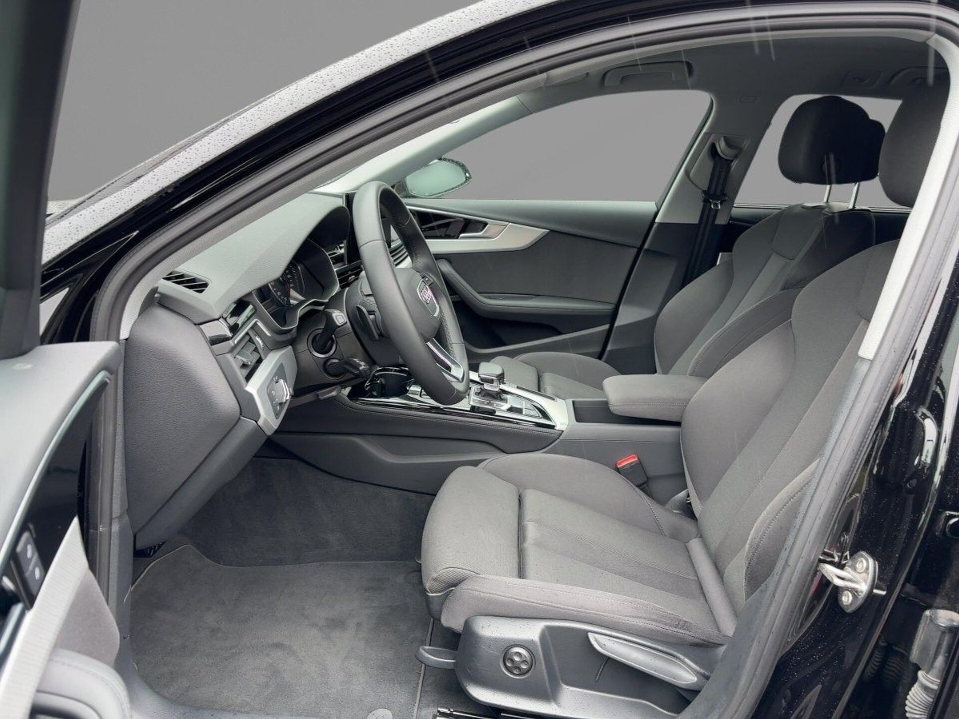 Audi A4 Avant Advanced