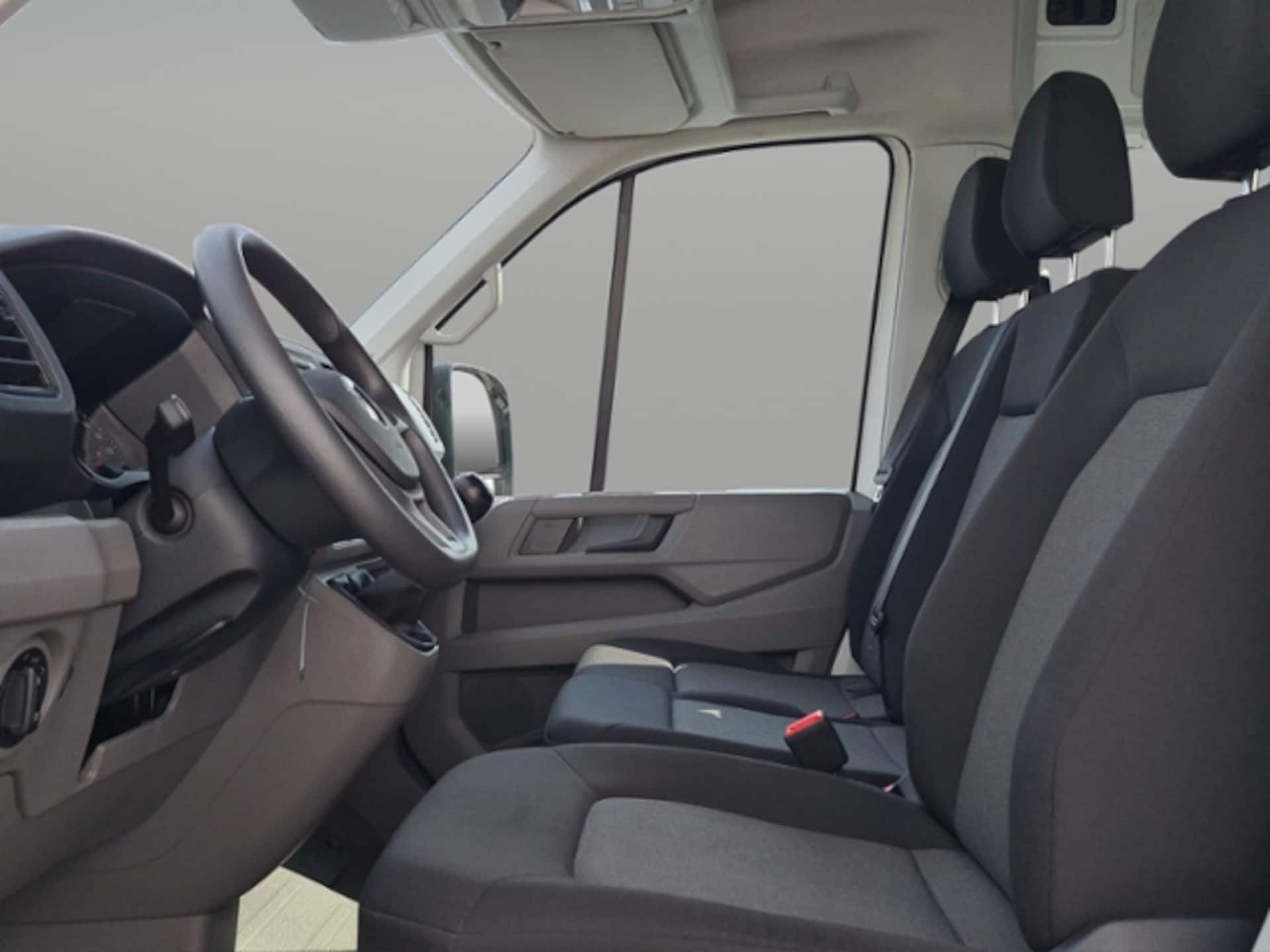 Volkswagen Crafter Kasten langer Radstand