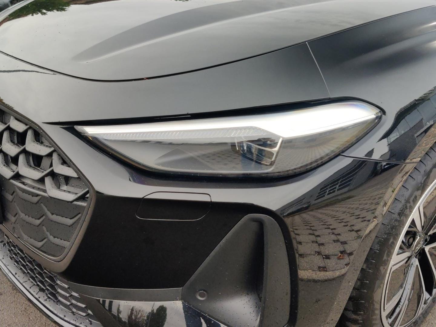 Bild über Audi A5 Limousine TFSI quattro 150 kW S tronic - für weitere Informationen kontaktieren Sie den Audi Partner