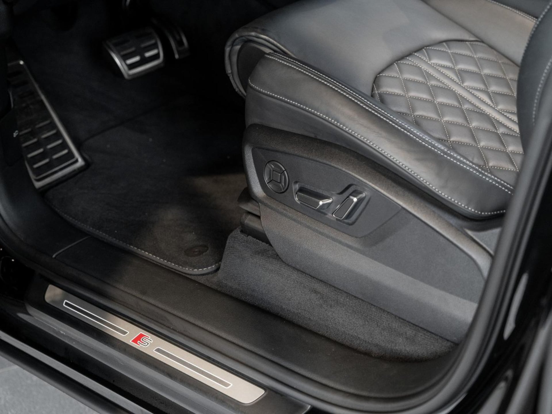Audi SQ7 SUV