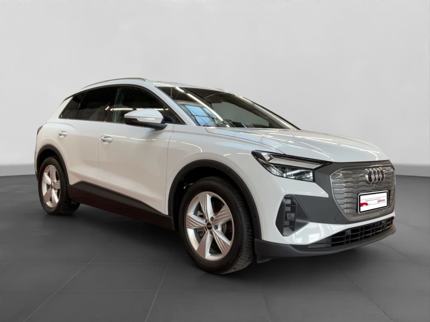 Bild über Audi Q4 e-tron 40 e-tron - für weitere Informationen kontaktieren Sie den Audi Partner