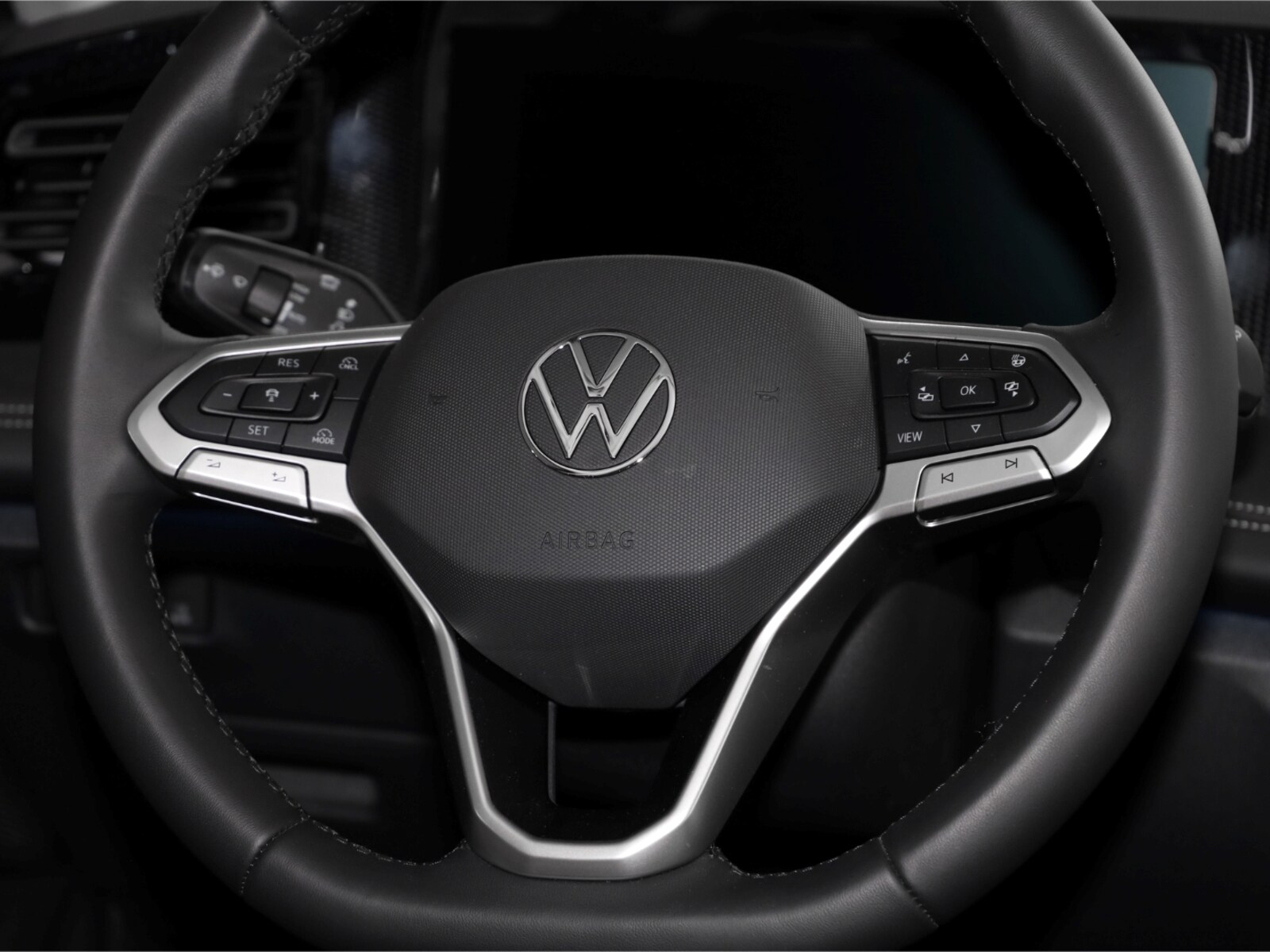 Volkswagen Tiguan – Bild 9
