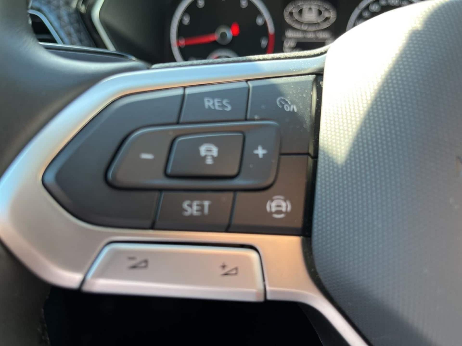 Volkswagen T-Cross Style
