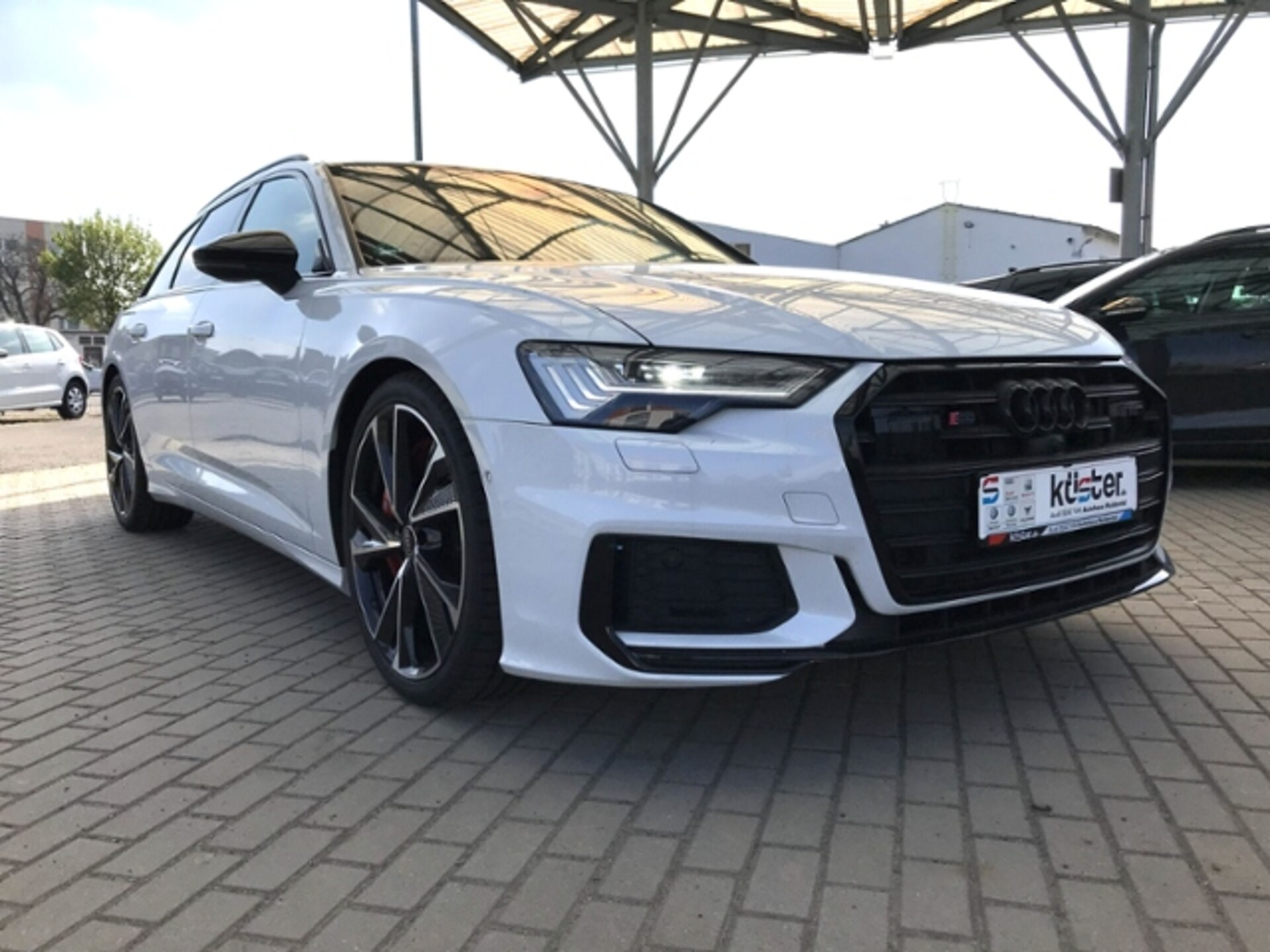 Audi S6 Avant
