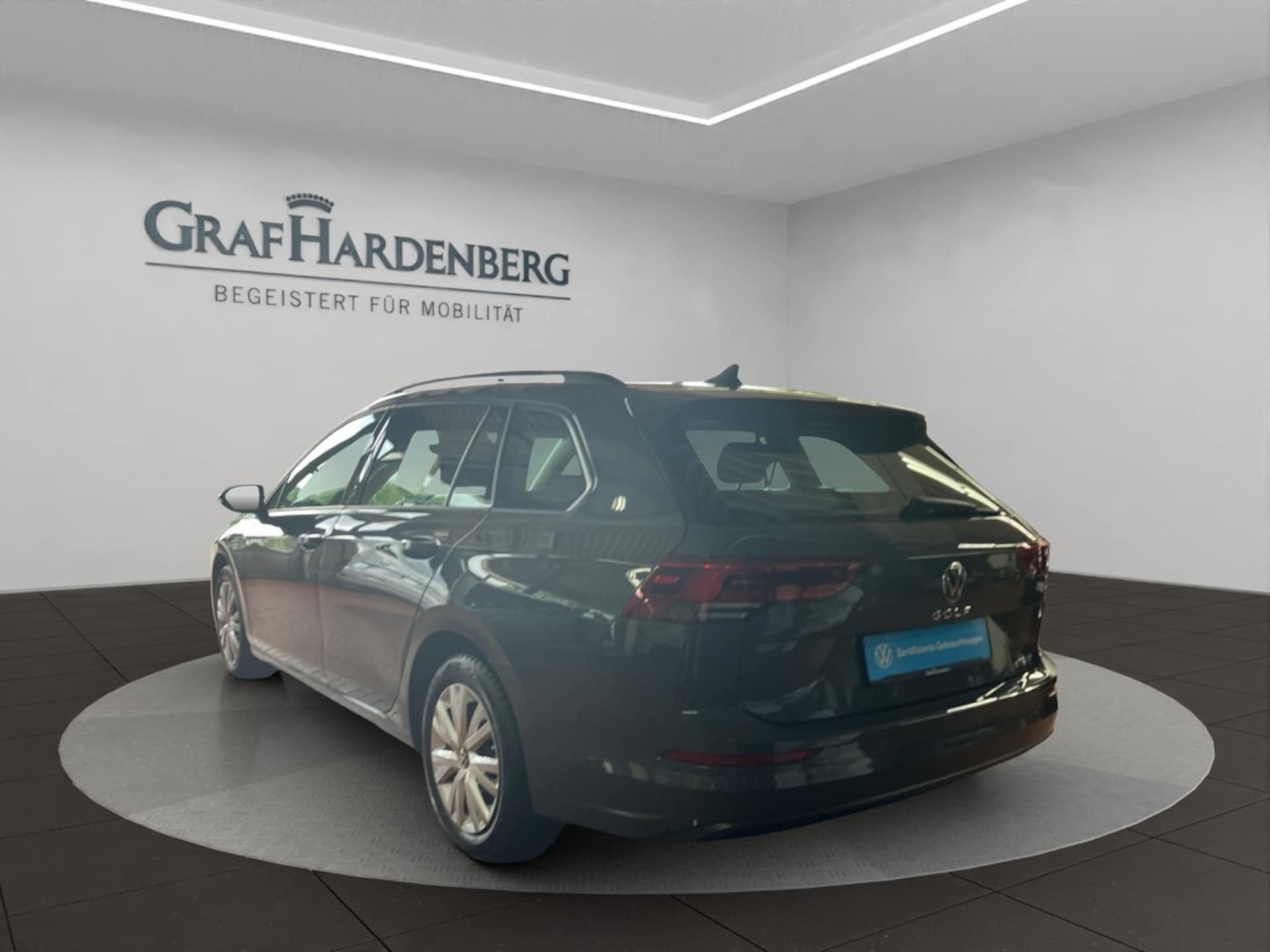 Volkswagen Golf Variant Life