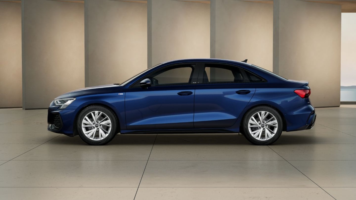 Bild über Audi A3 Limousine S line 30 TFSI S tronic - für weitere Informationen kontaktieren Sie den Audi Partner