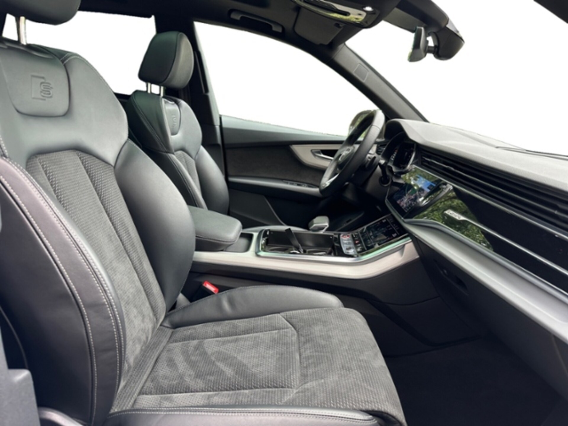 Audi SQ8 SUV
