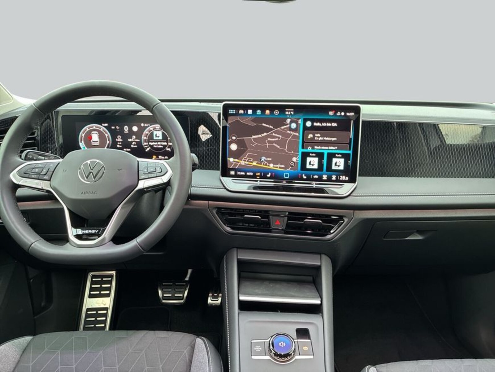 Volkswagen Tiguan – Bild 11