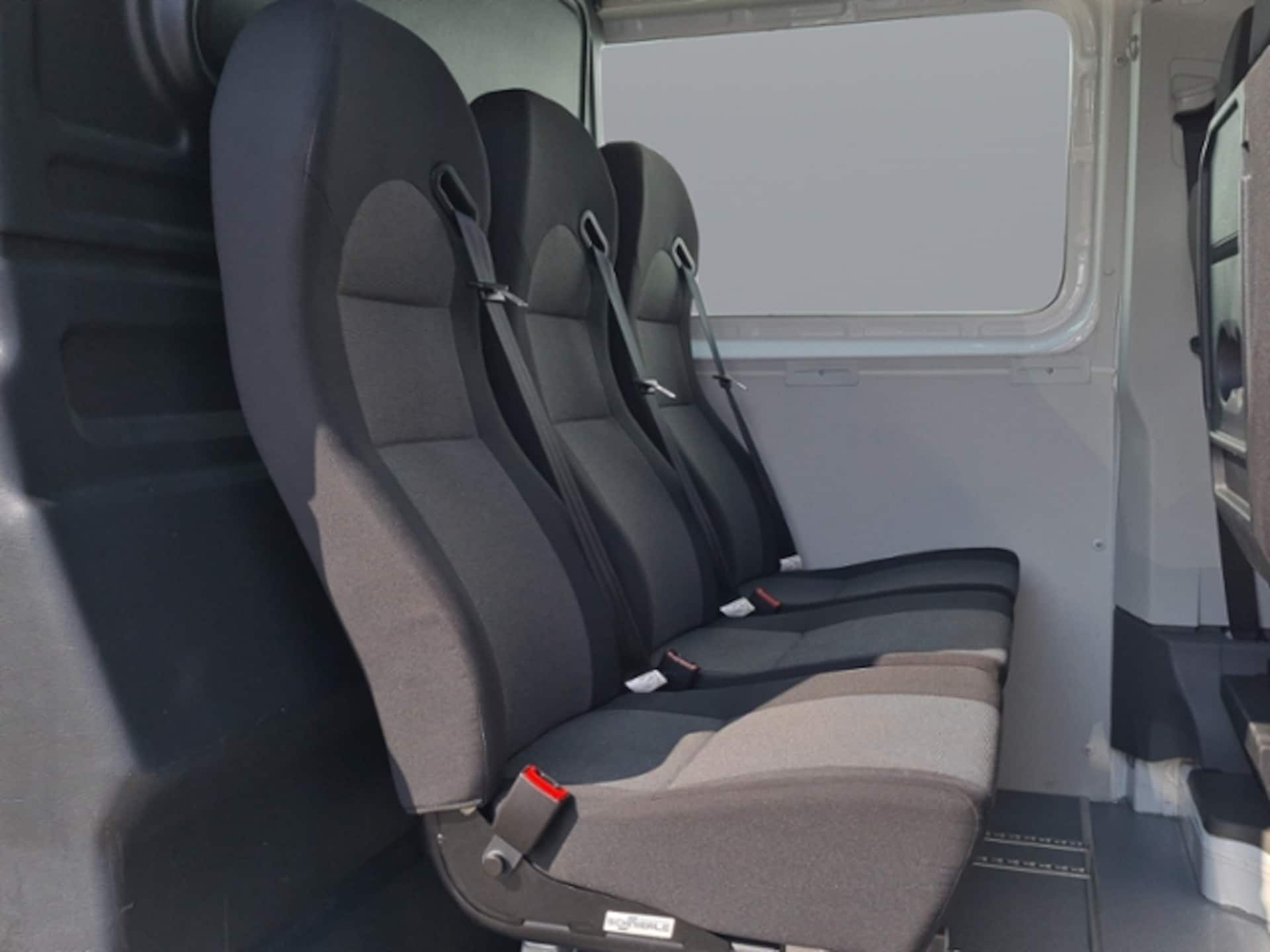 Volkswagen Crafter Kasten langer Radstand