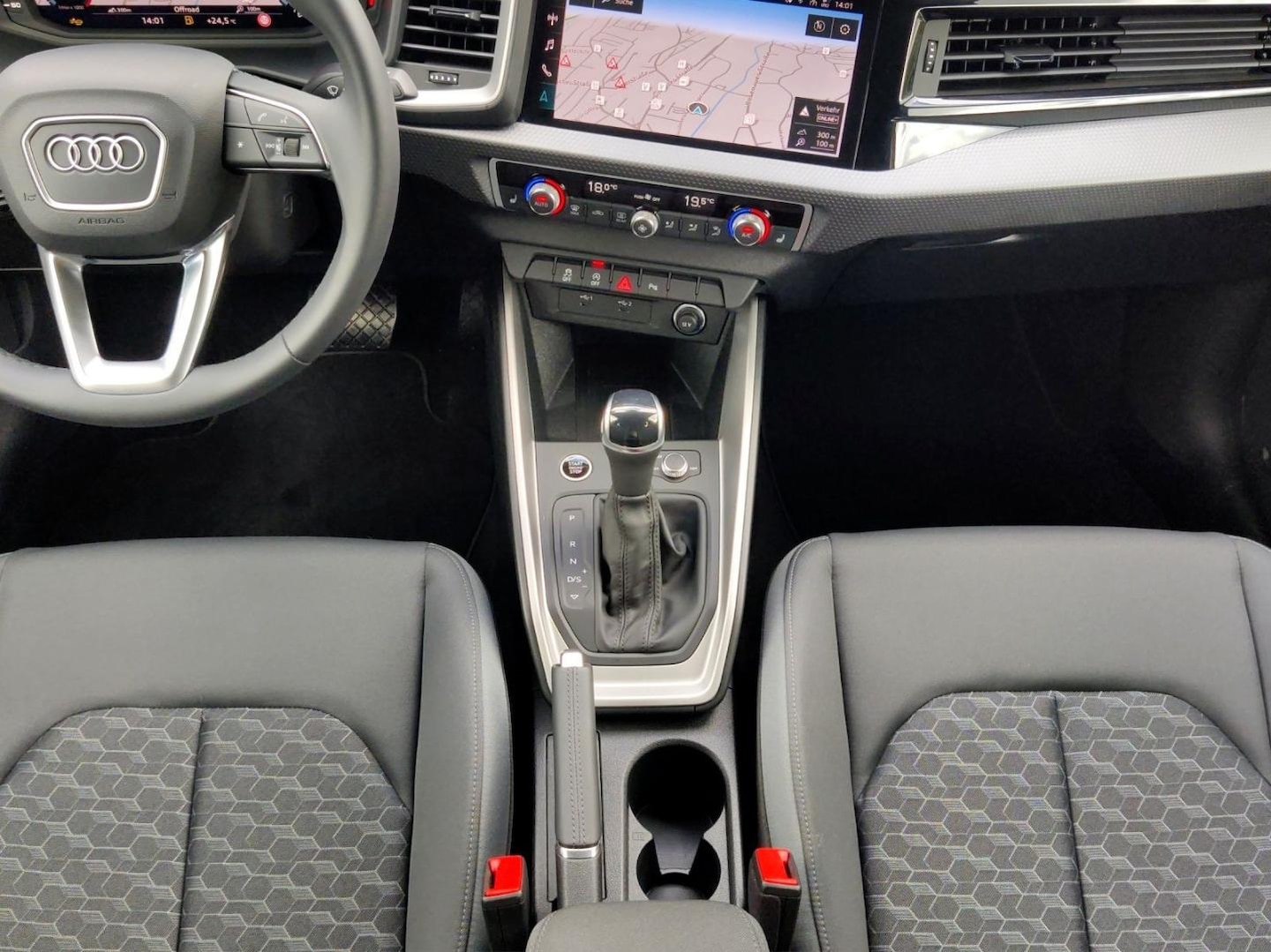 Bild über Audi A1 allstreet 30 TFSI S tronic - für weitere Informationen kontaktieren Sie den Audi Partner