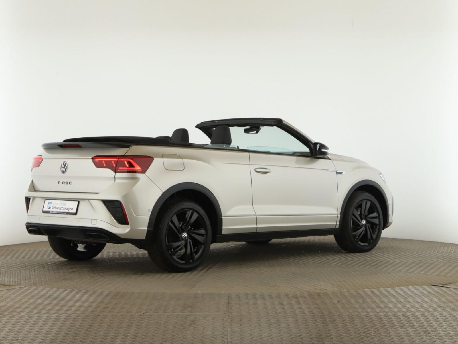 Volkswagen T-Roc Cabriolet – Bild 7