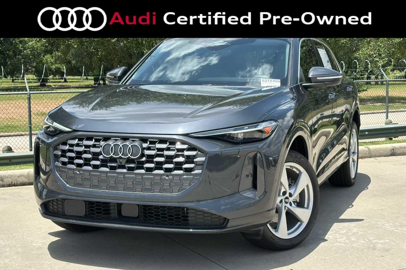 2025 Audi Q5 40 Premium Plus's photo