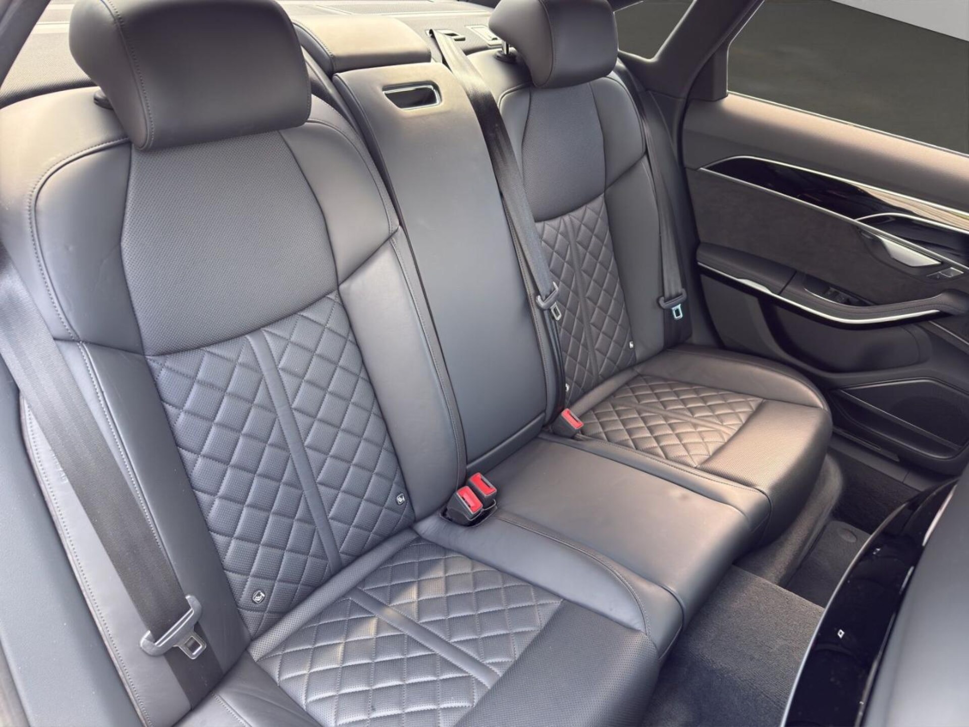 Audi A8 TFSI e
