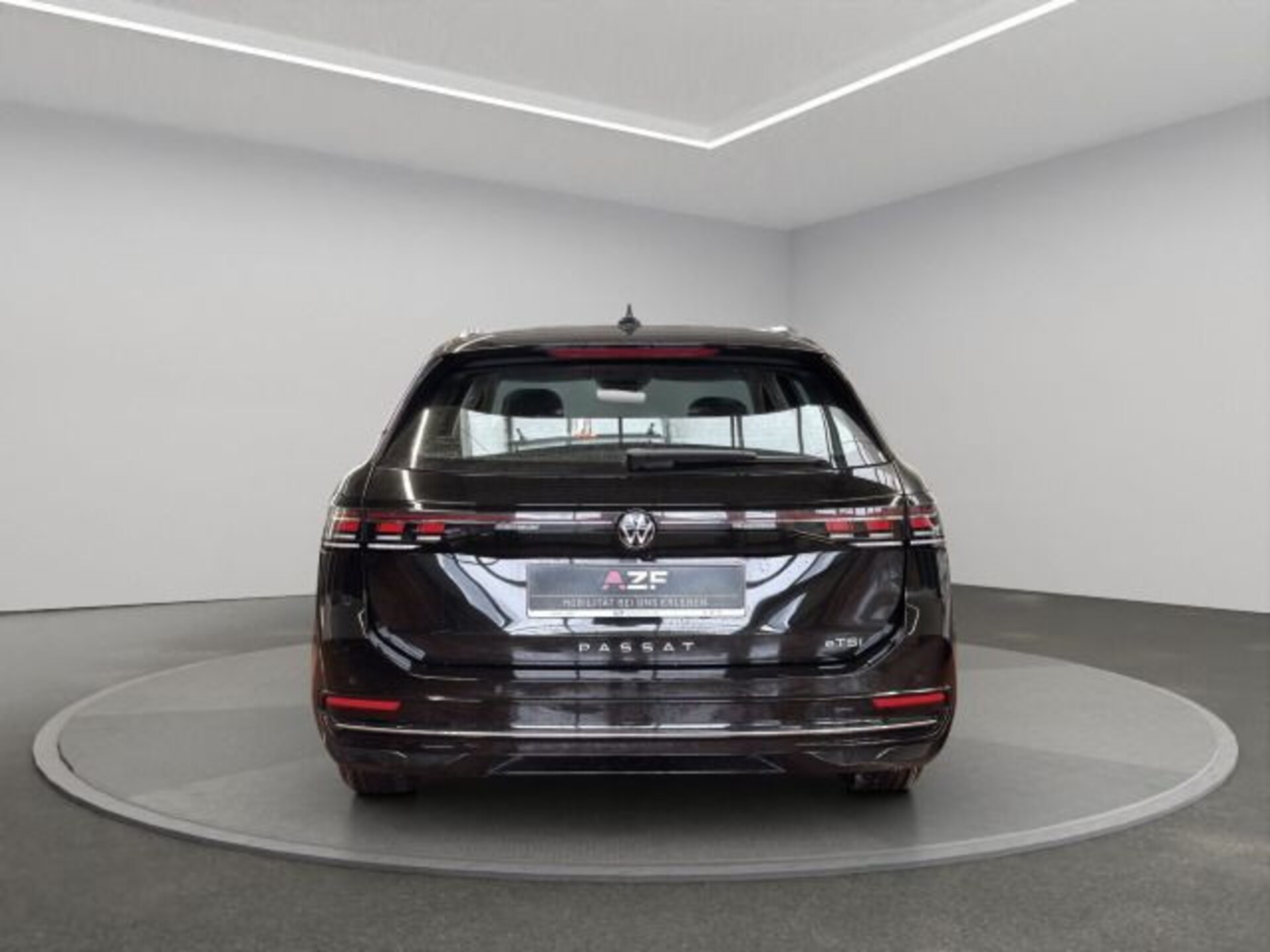 Volkswagen Passat Elegance