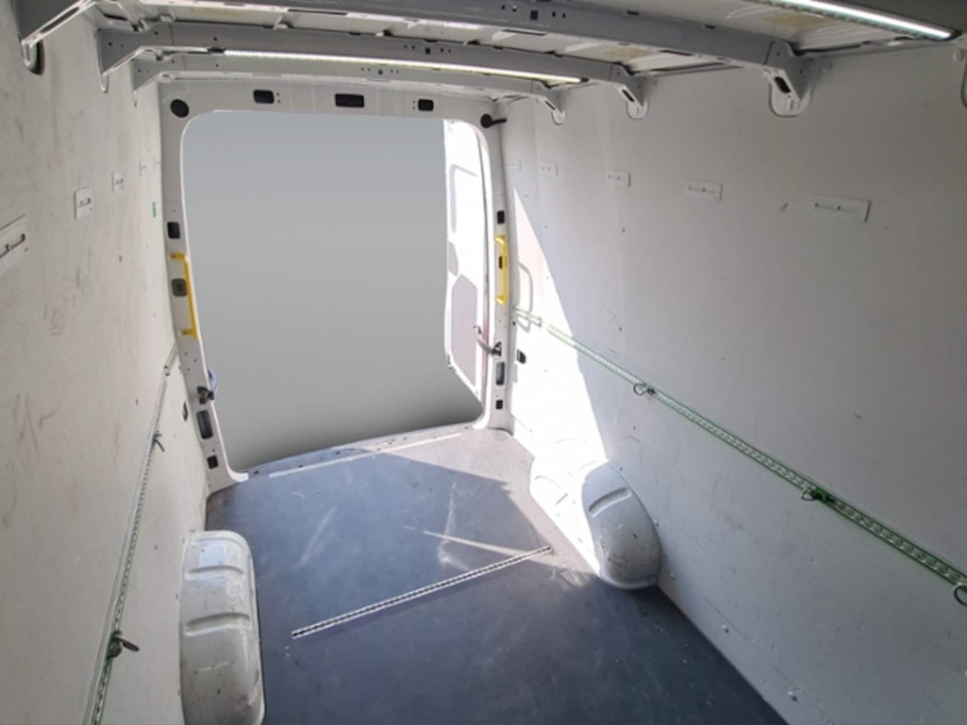 Volkswagen Crafter Kasten langer Radstand