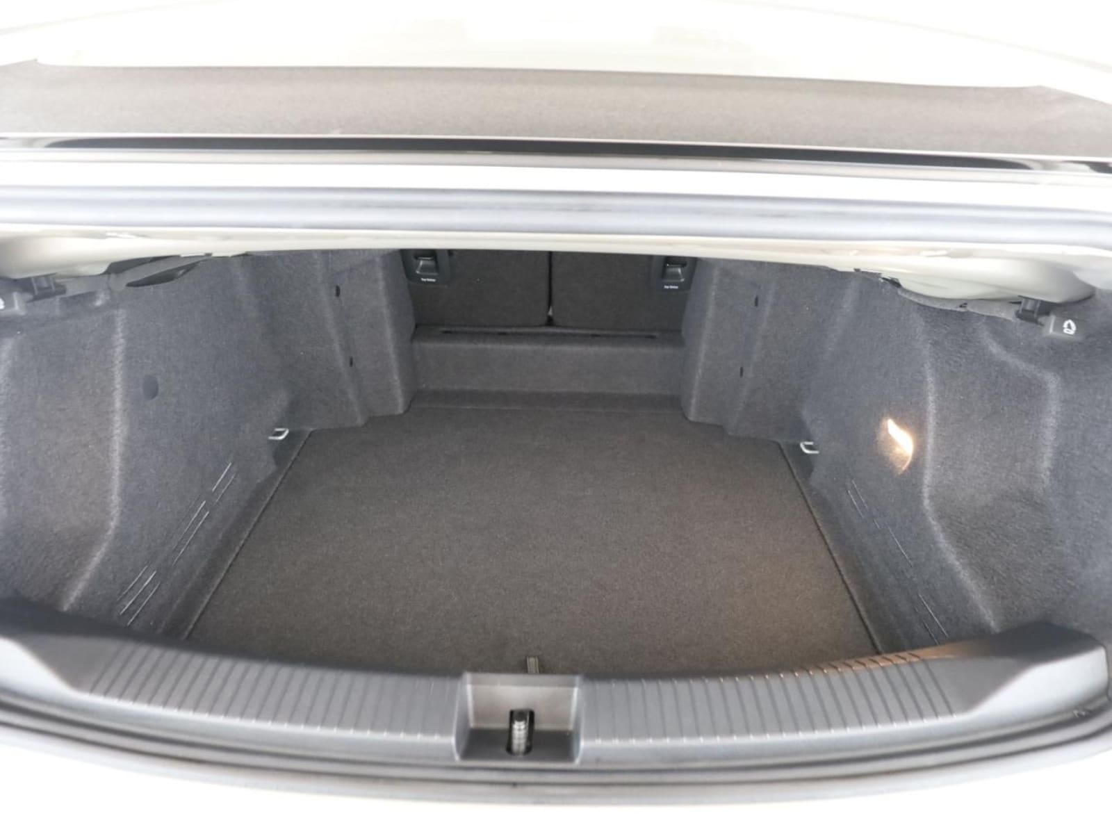Volkswagen T-Roc Cabriolet – Bild 11