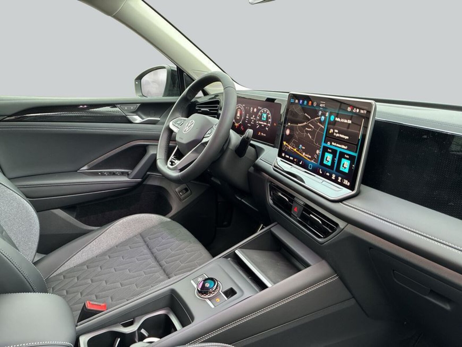 Volkswagen Tiguan – Bild 12