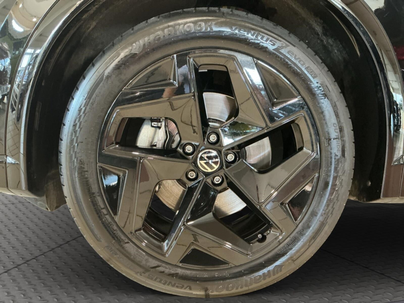 Volkswagen Tiguan – Bild 9