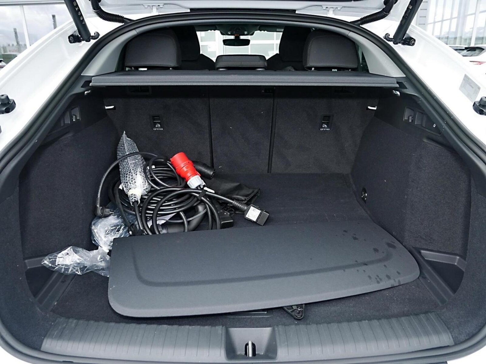 Audi Q6 Sportback e-tron – Bild 10