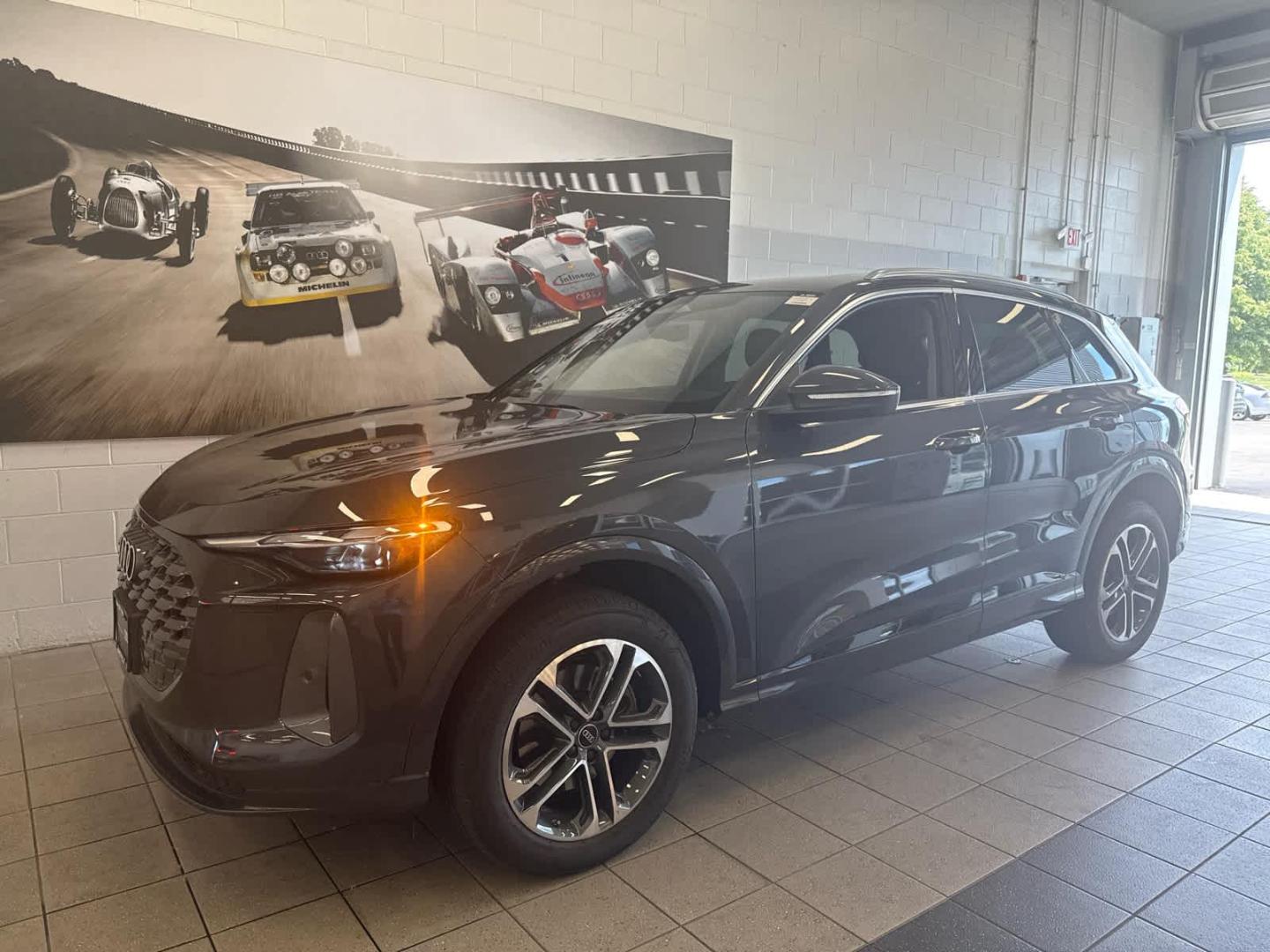 2025 Audi Q5 40 Premium's photo