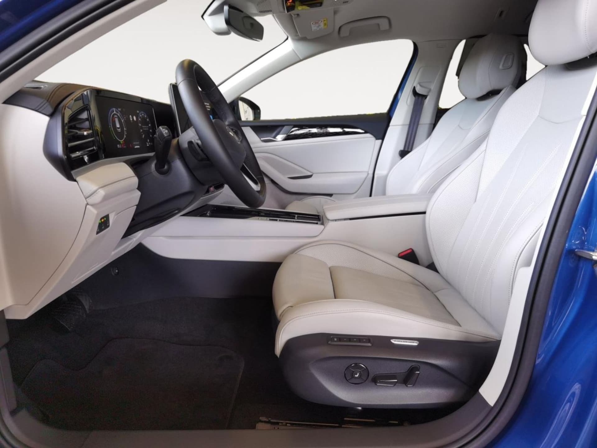 Volkswagen Passat Elegance
