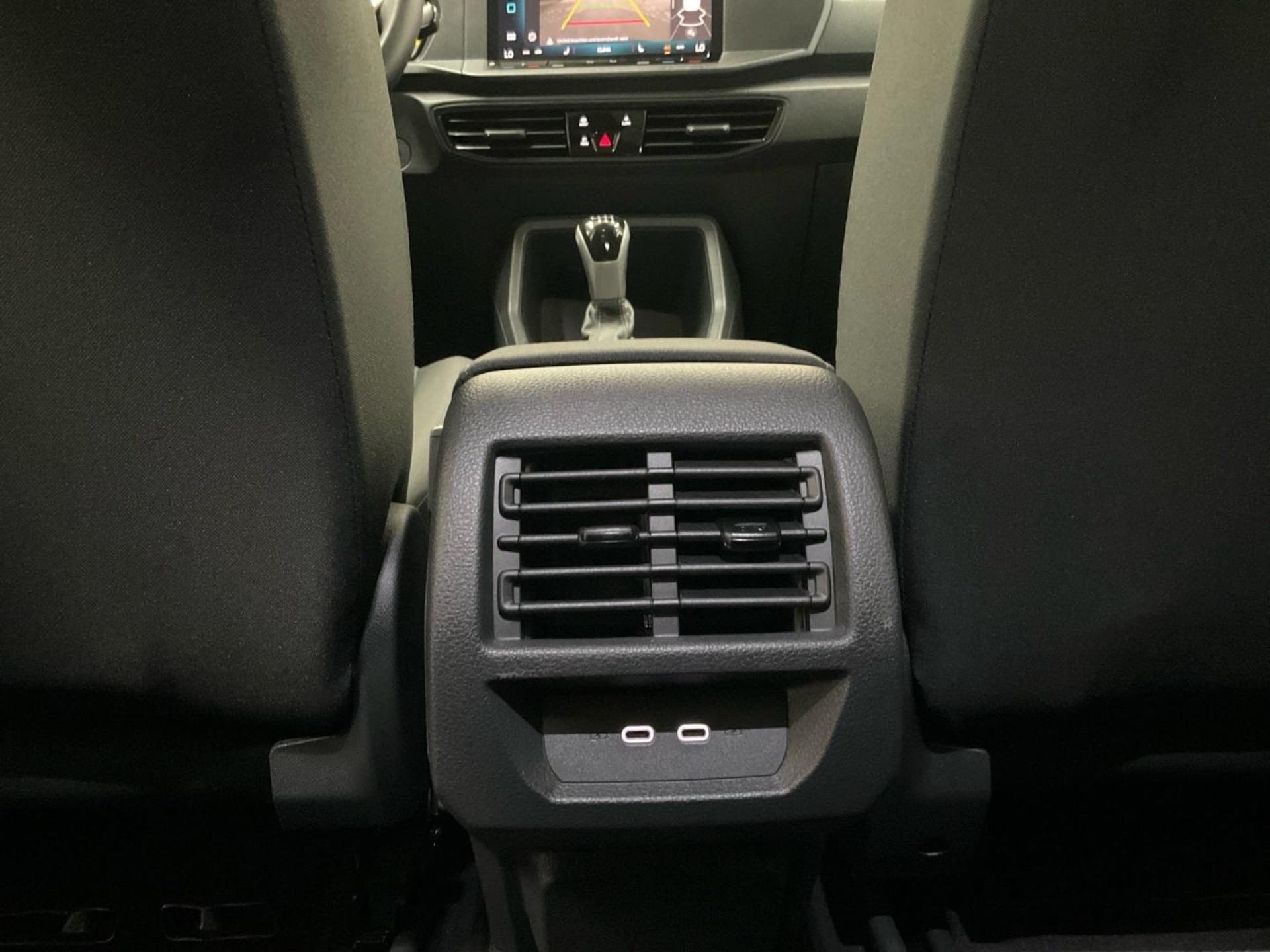 Volkswagen Caddy Basis-Modell