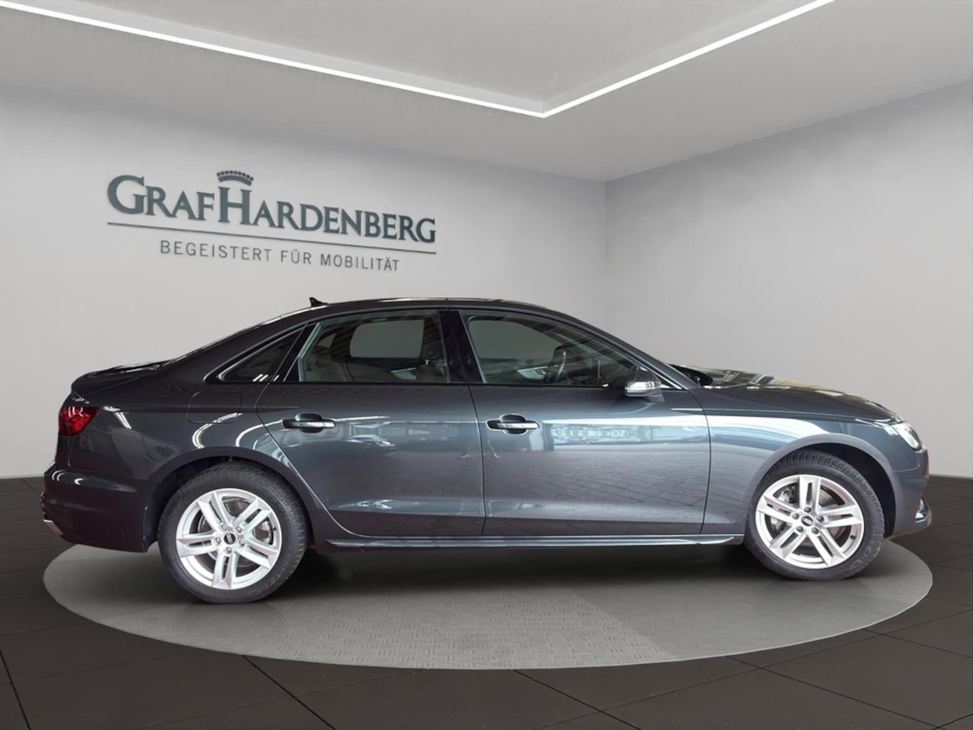 Audi A4 Limousine Advanced