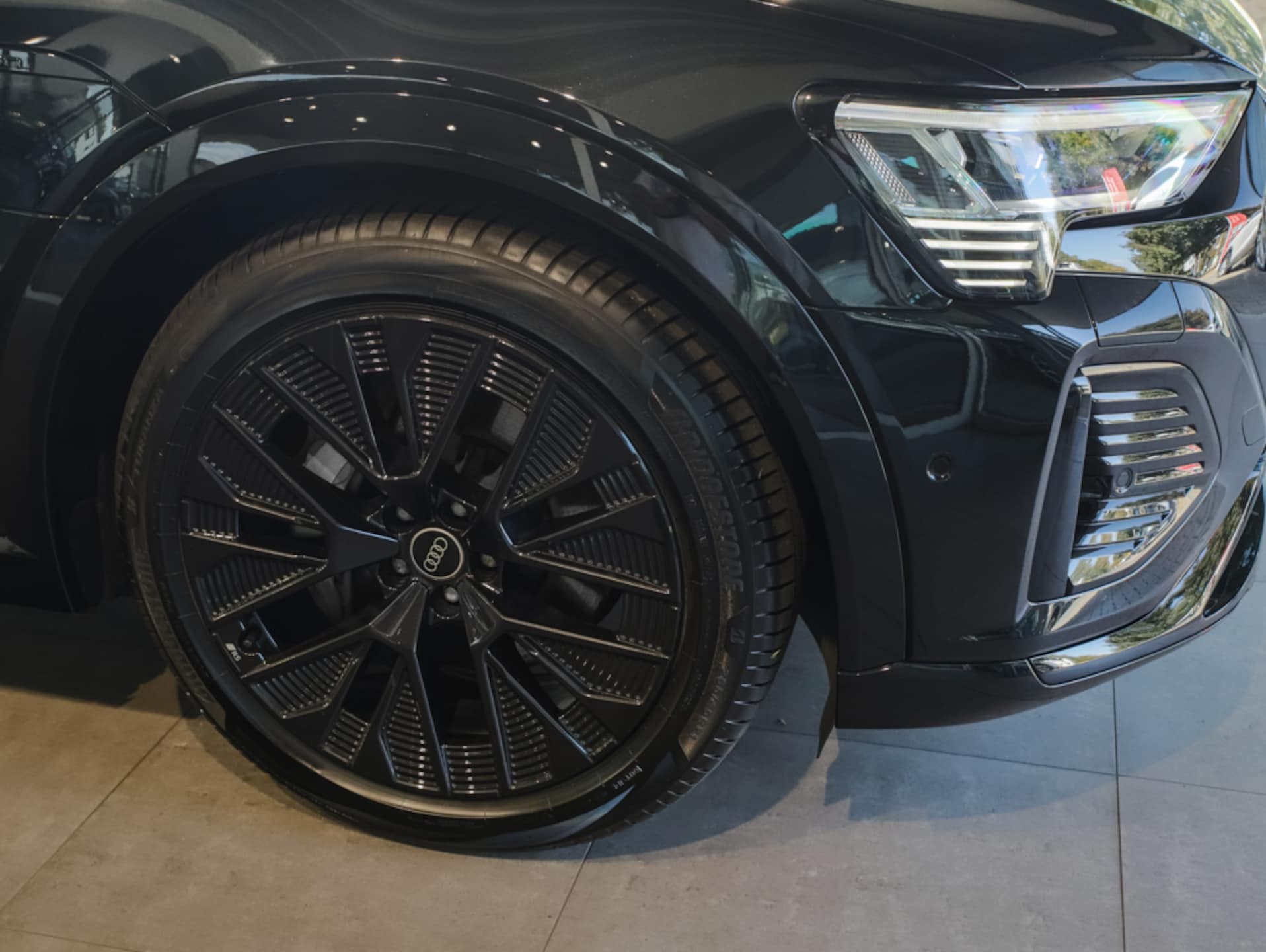 Audi Q8 e-tron S line