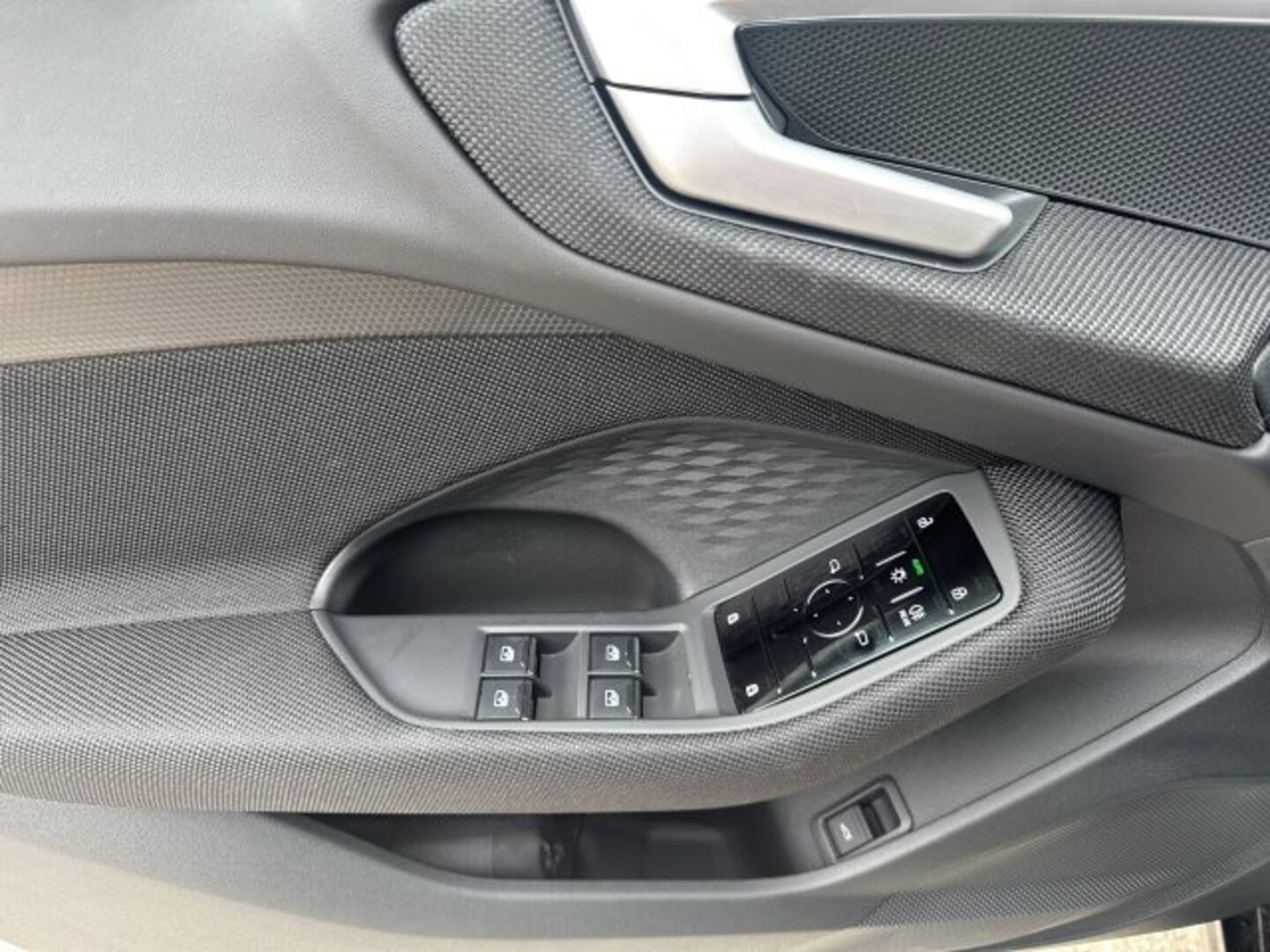Bild über Audi A5 Avant TFSI 110 kW S tronic - für weitere Informationen kontaktieren Sie den Audi Partner