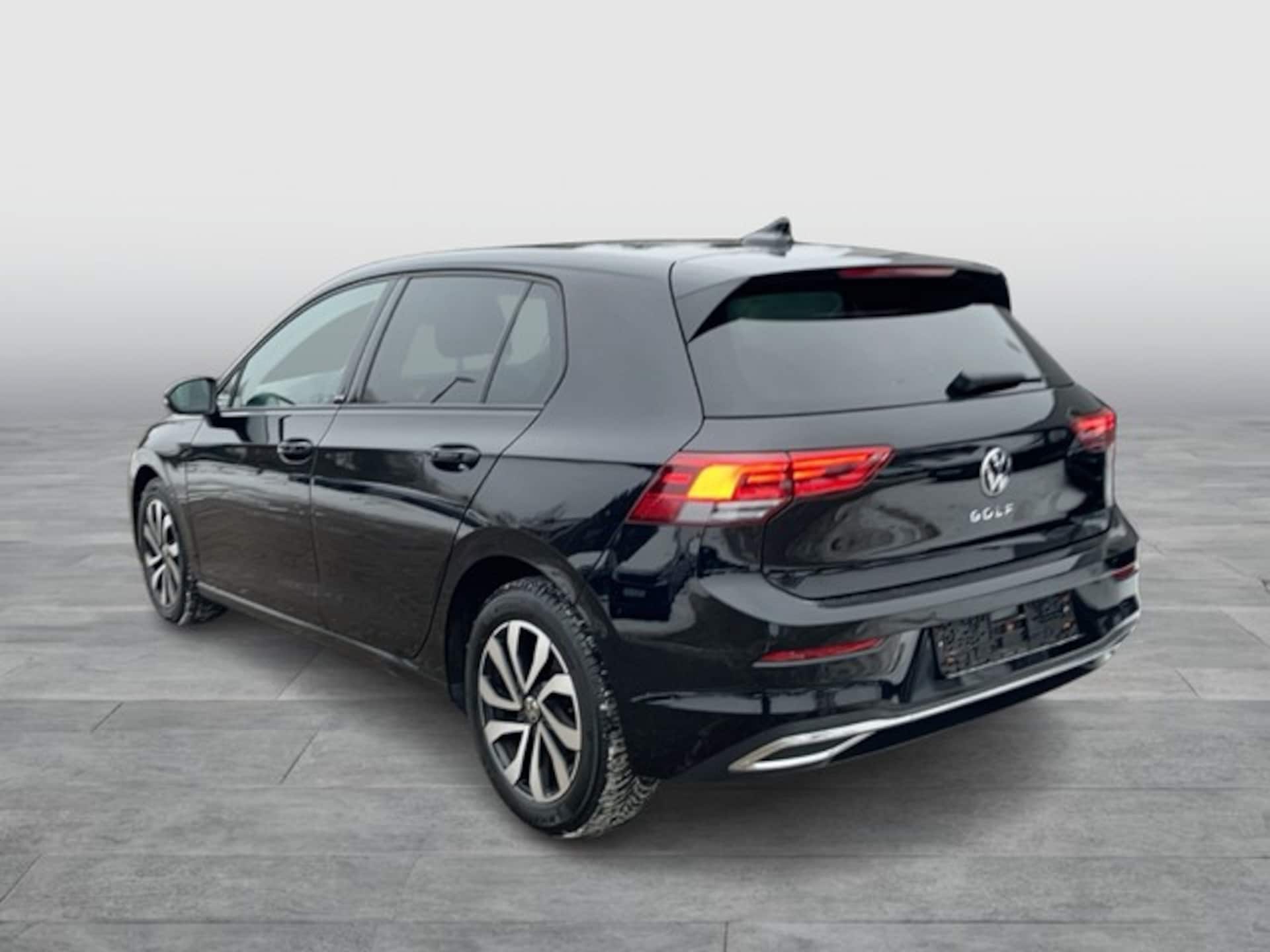 Volkswagen Golf Active