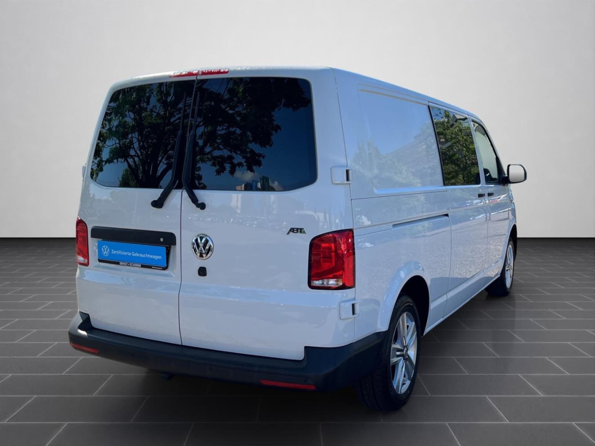 Volkswagen T6.1 Transporter Kasten langer Radstand
