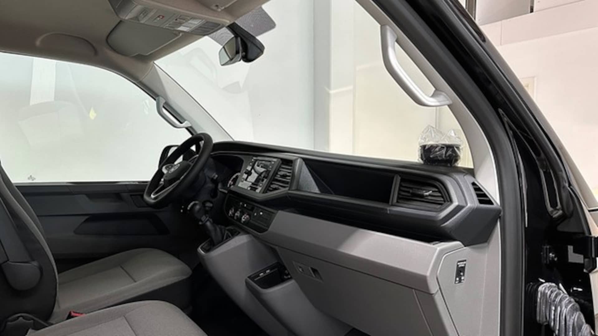 Volkswagen T6.1 Transporter Kasten kurzer Radstand