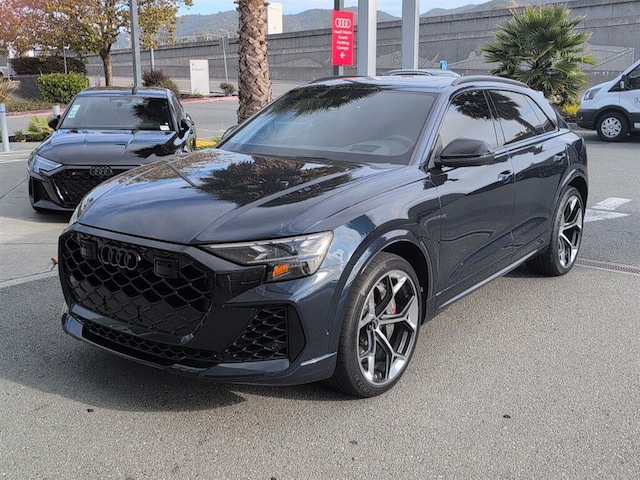 2025 Audi RS Q8 SUV performance