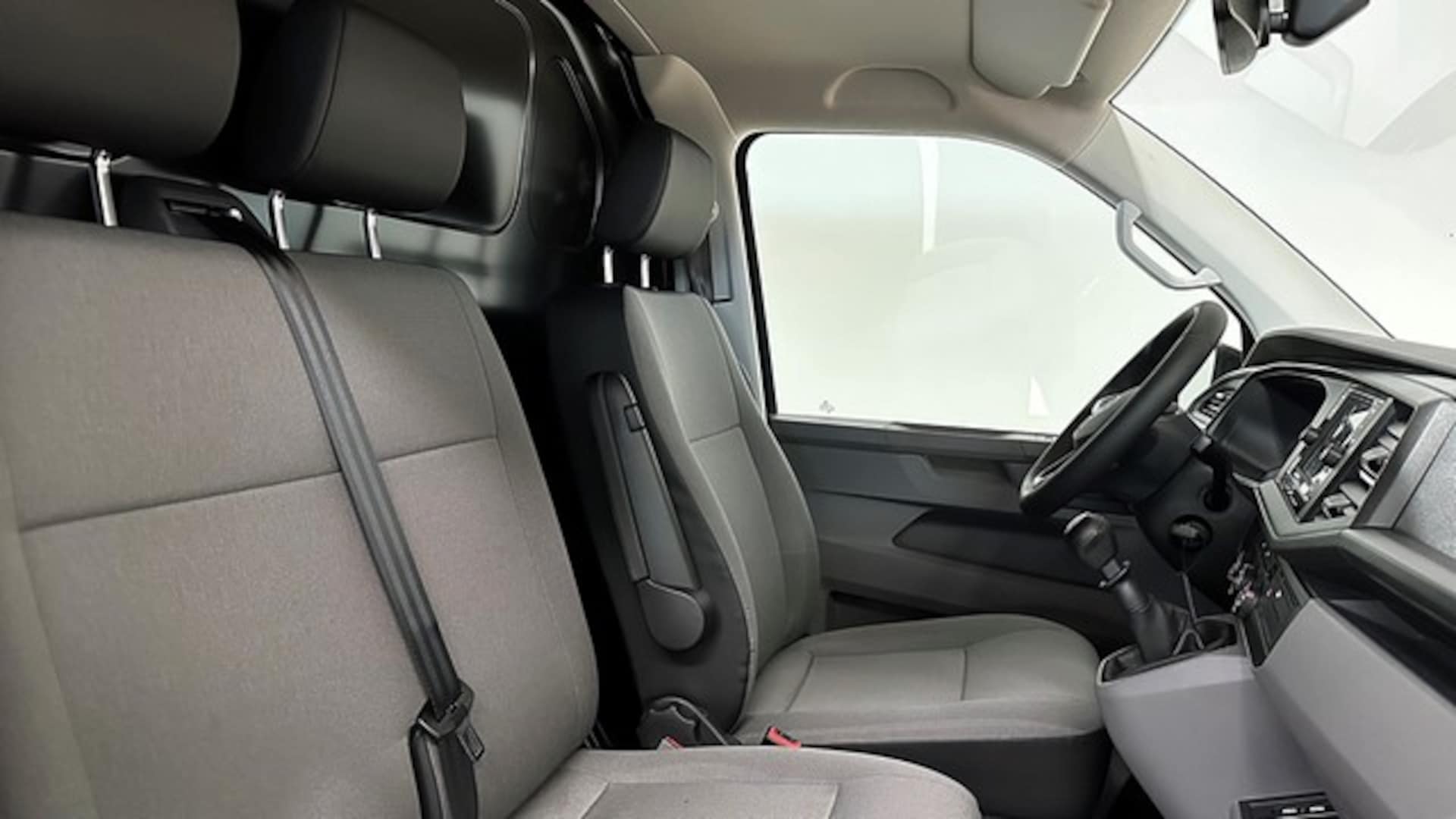 Volkswagen T6.1 Transporter Kasten kurzer Radstand
