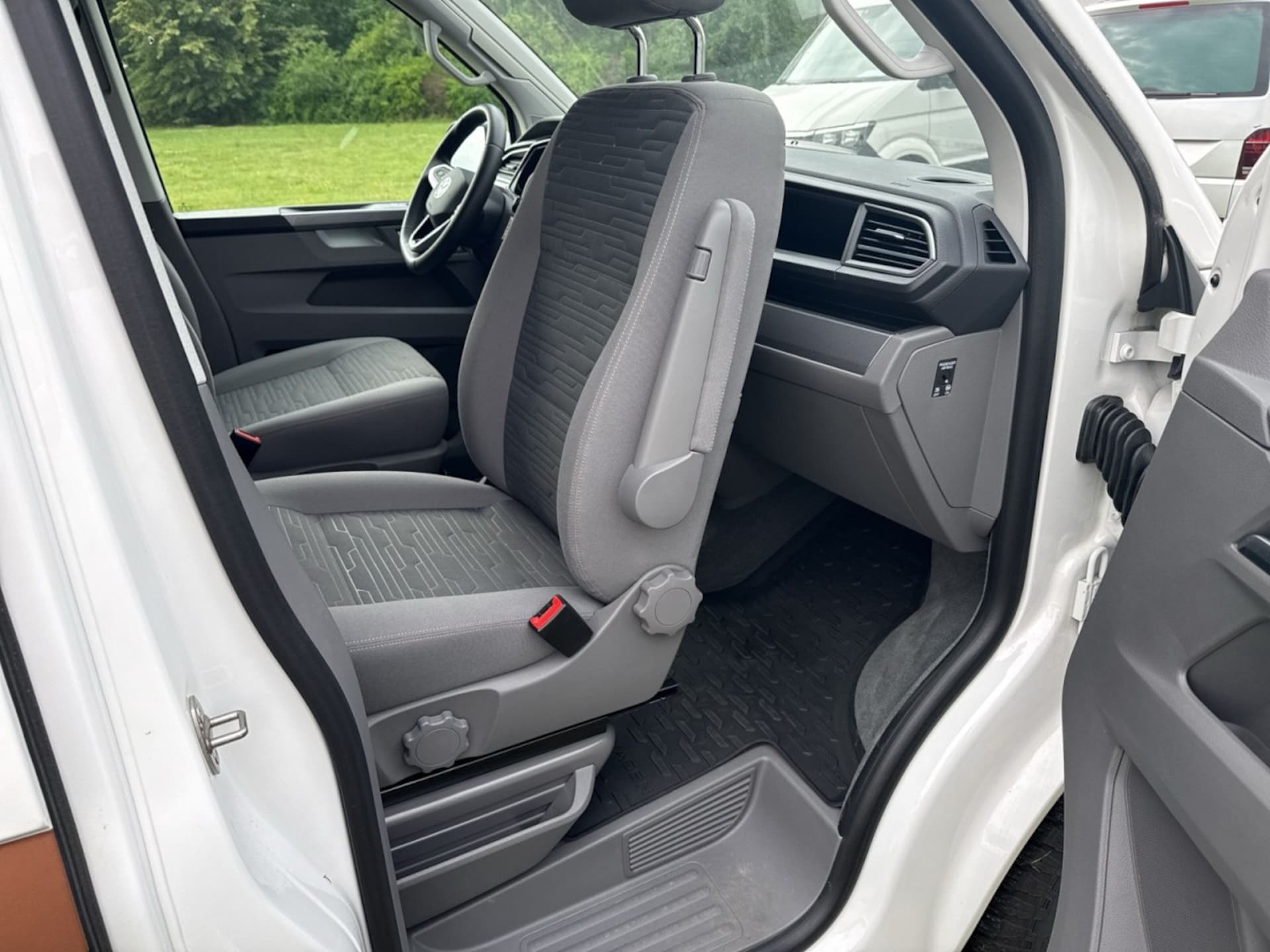 Volkswagen T6.1 California Ocean