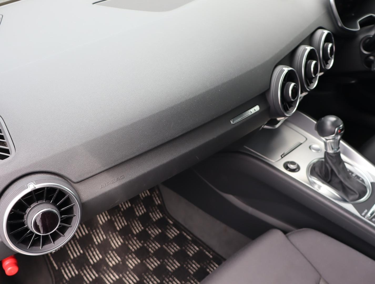 Audi TT Coupé 2.0 TFSI 169(230) kW(PS) S tronic for more details contact your dealer